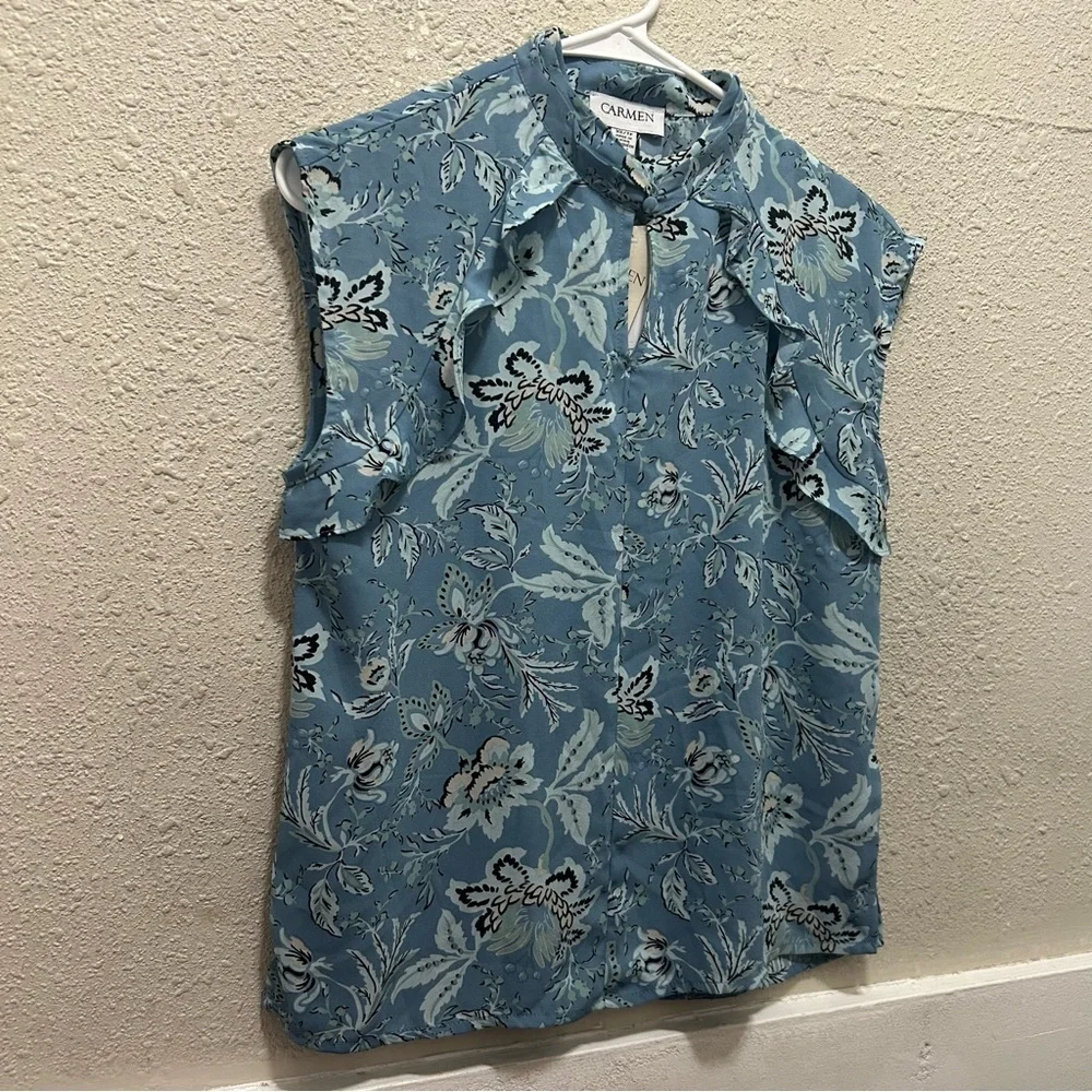 CARMEN Marc Valvo Blue Floral Ruffle Keyhole Neckline Blouse NWT (Small Flaw) XS - Picture 5 of 6
